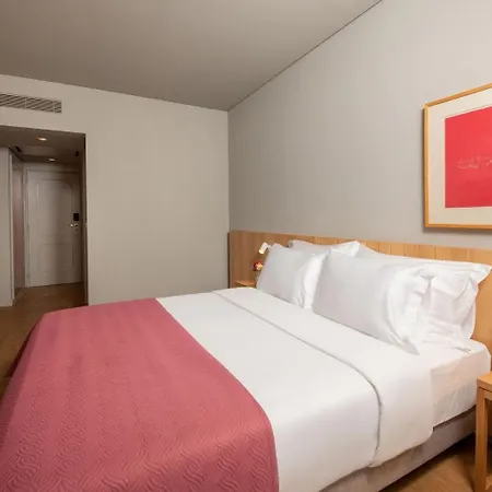 Montebelo Principe Perfeito Garden